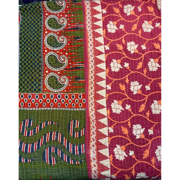 Kantha Quilt Throw Blanket Reversible Bohemian Patchwork Bedspread Indian - Picture 1 of 8